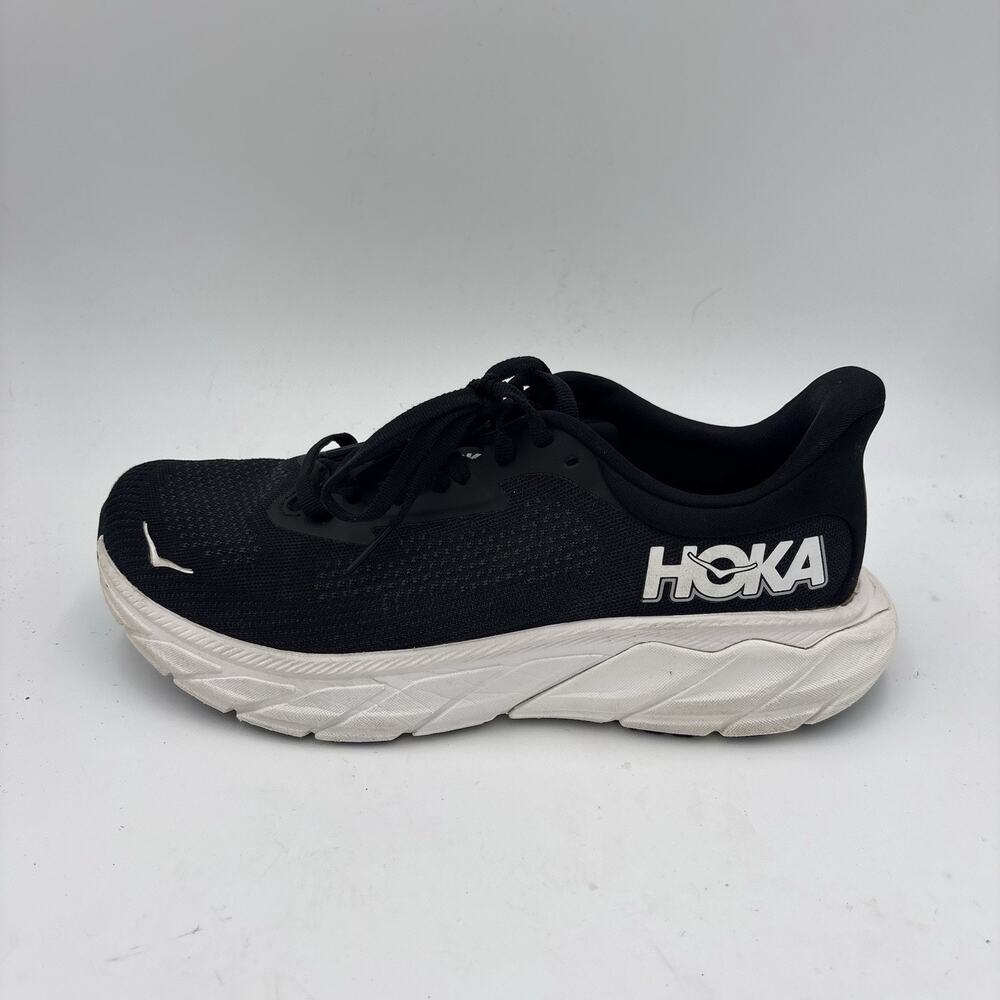 Hoka Arahi 7 Women's Size 9 B Black And White Running And Walking Sneakers